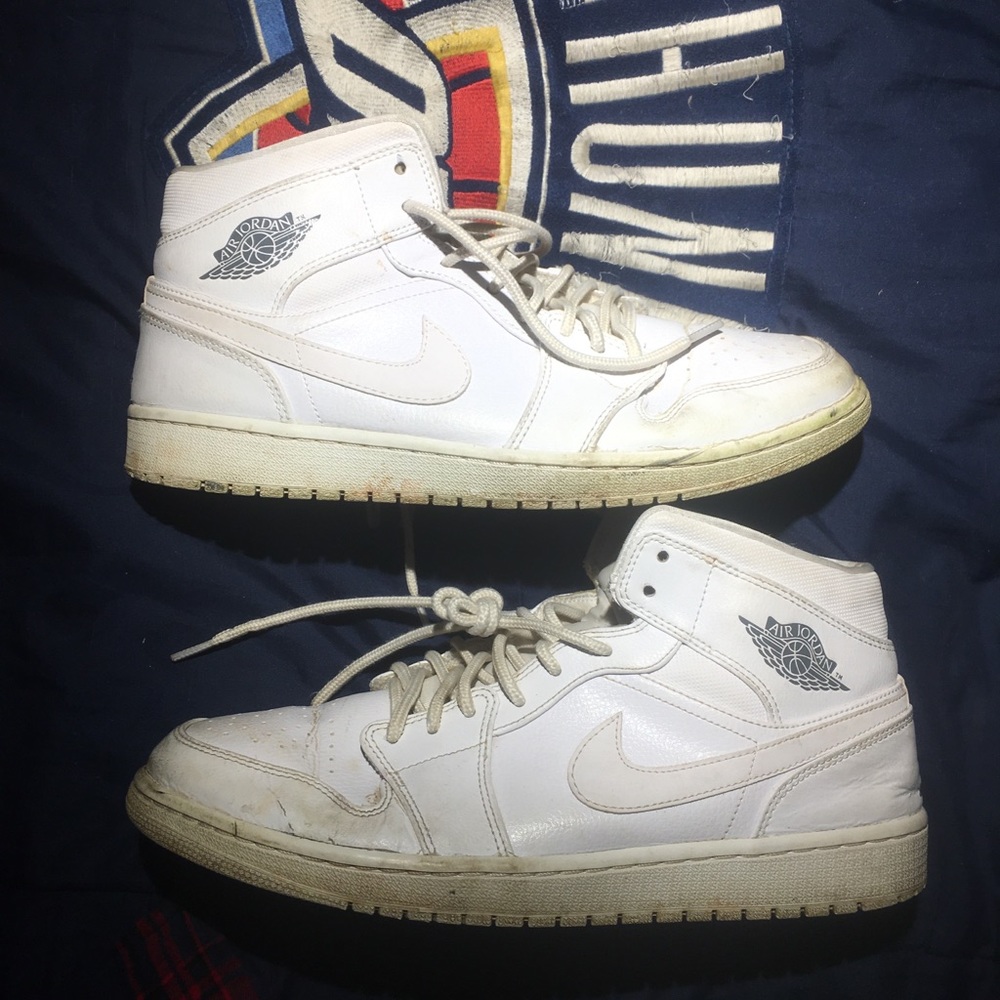 Jordan 1 Mid Cool Grey